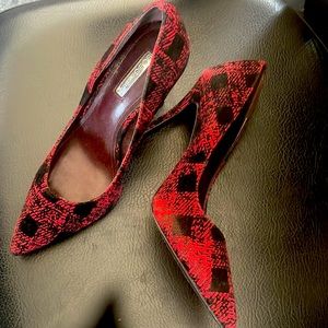 BCBG sexy 4 inch stilettos